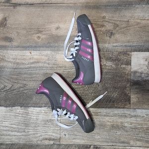 Woman's Adidas Shoes